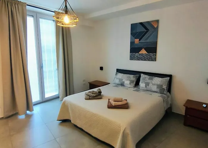 Interno 7 Apartment *